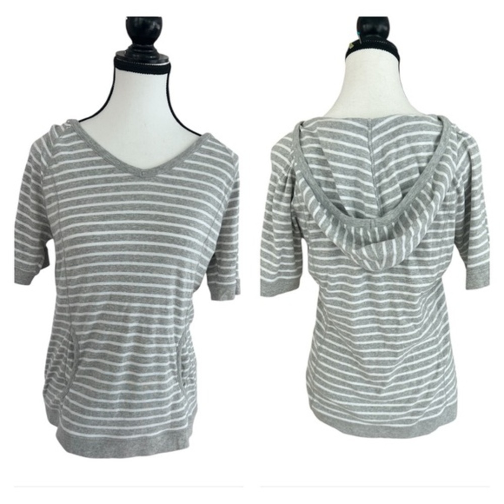 Jones New York short sleeved Gray and White Striped Hoodie